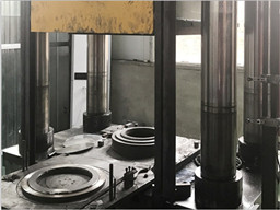AMTmetalTech Automatic Powder Parts Presser